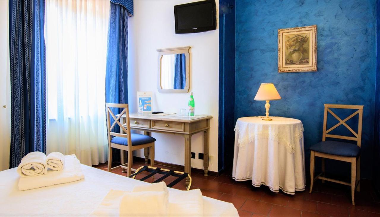 Cavour Hotel 3*